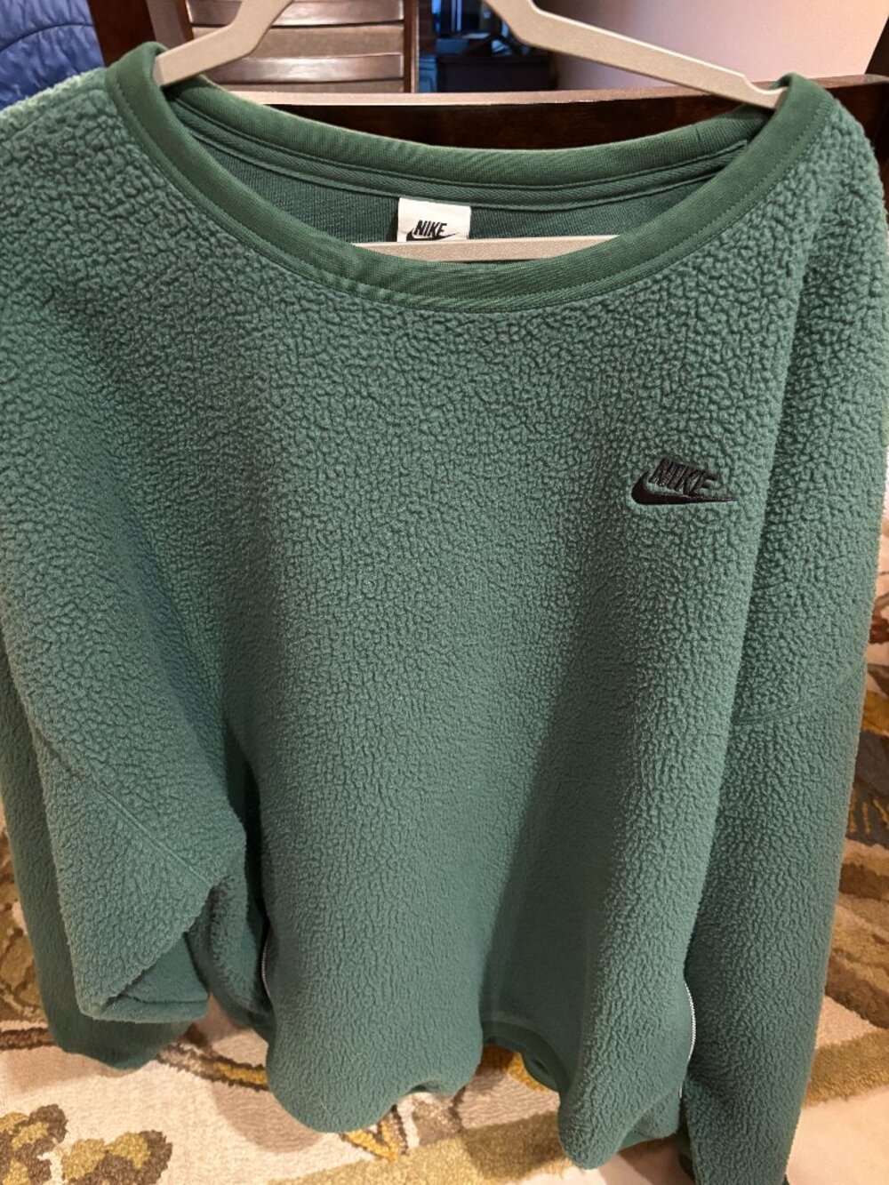 Nike Men's Club fleece, size XL